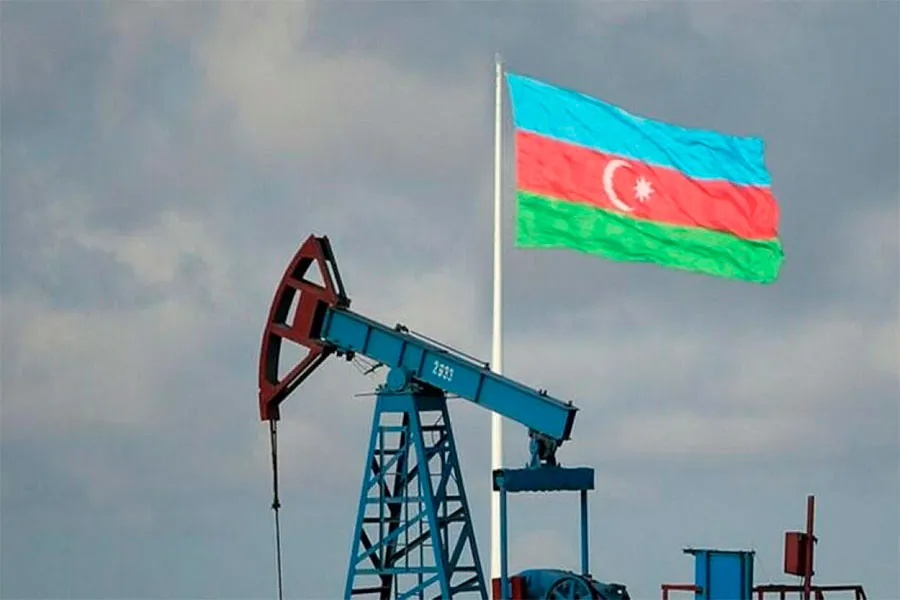 Azərbaycan neft bazarında azalma davam edir - SON QİYMƏTLƏR