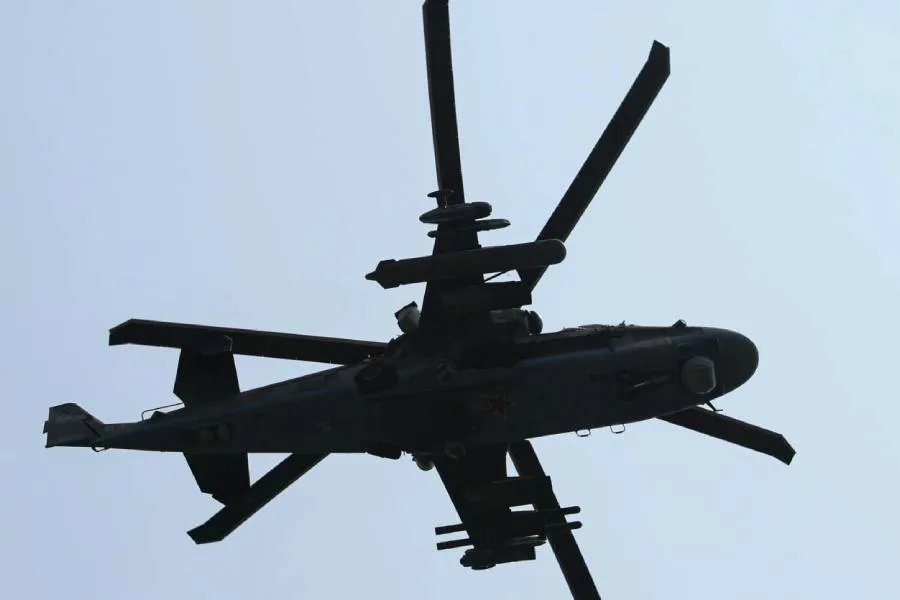 İtkin düşən şəxsi axtararkən özləri qəzaya düşdülər: Göyərtədə 13 nəfərlə helikopter yerə çırpıldı
