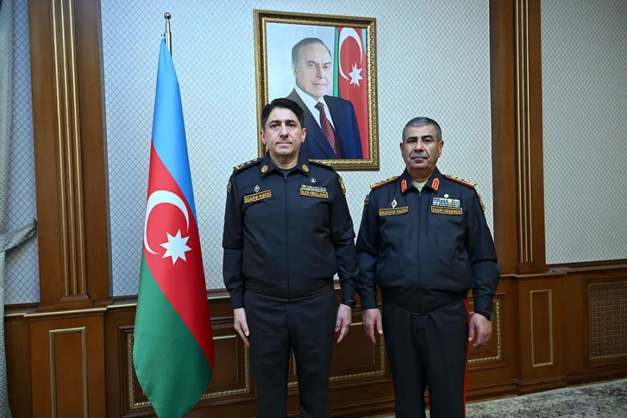 Yeni generallara rütbələri təqdim edildi - FOTO — 1