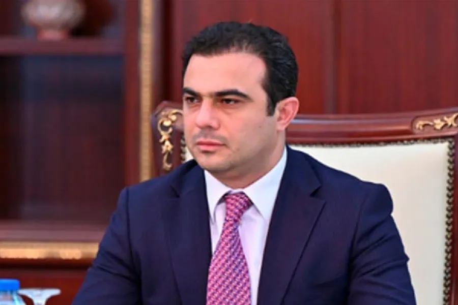 Zelenski Hikmət Cavadı ordenlə təltif etdi