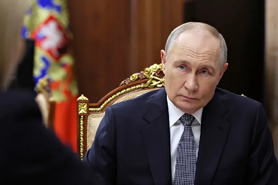 Putin: Rusiya ordusu Slavyanska 8-9 kilometr məsafədədir