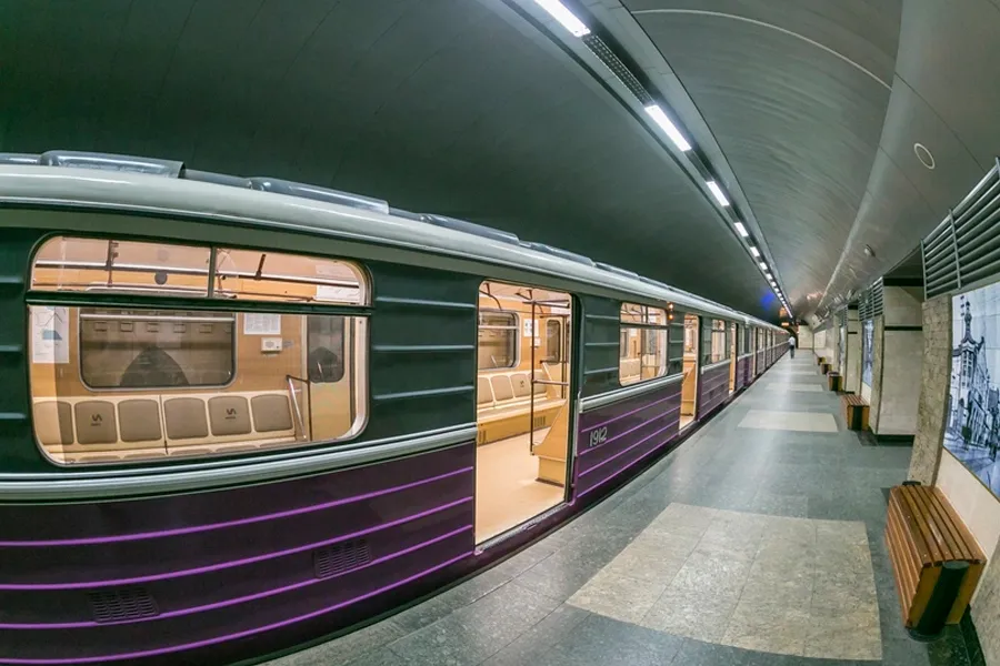 Bakı metrosunun "Bənövşəyi xətti" yay qrafikinə keçir