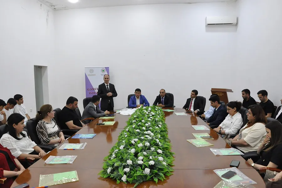 “Gənclər Mərkəzi” İctimai Birliyi “Gənclik və dəyərlər” adlı layihəsinin icrasına davam edir
