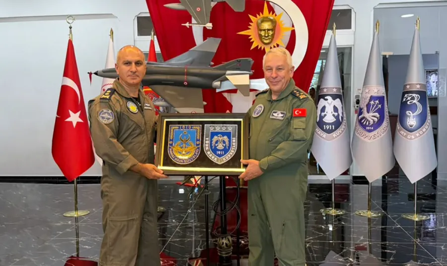 Azərbaycan HHQ komandanı Türkiyədə rəsmi səfərdədir — 5