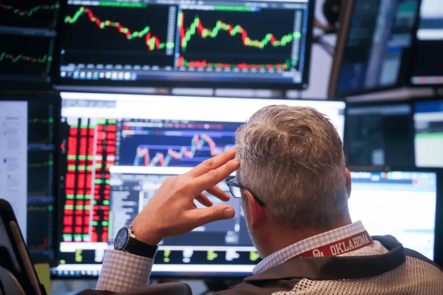 Qlobal bazarda yaşıl dalğa: Texnologiya sektoru Nasdaq-ı aşağı çəkdi