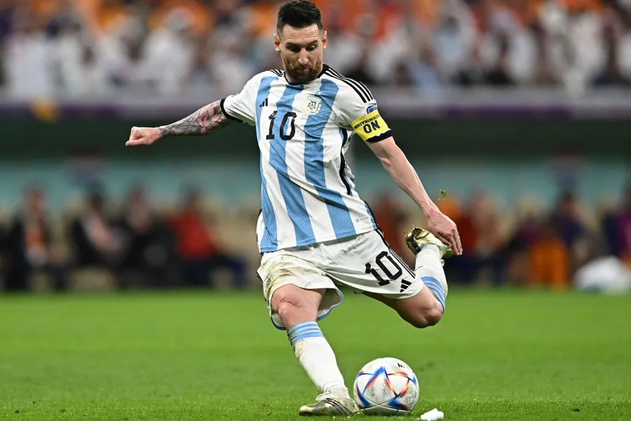 Messi iki rekorda imza atdı