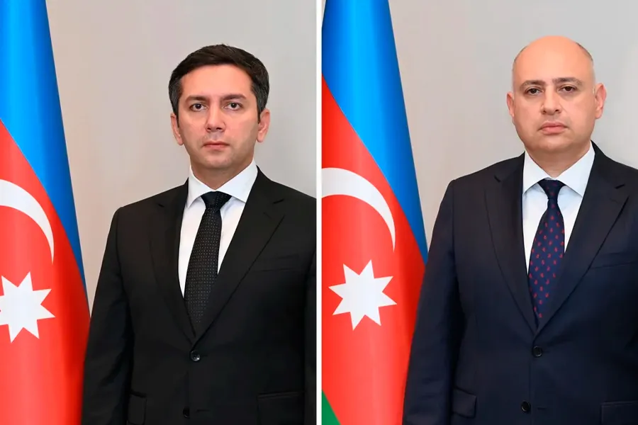 XİN rəhbərinin iki müavininə səfir rütbəsi verildi