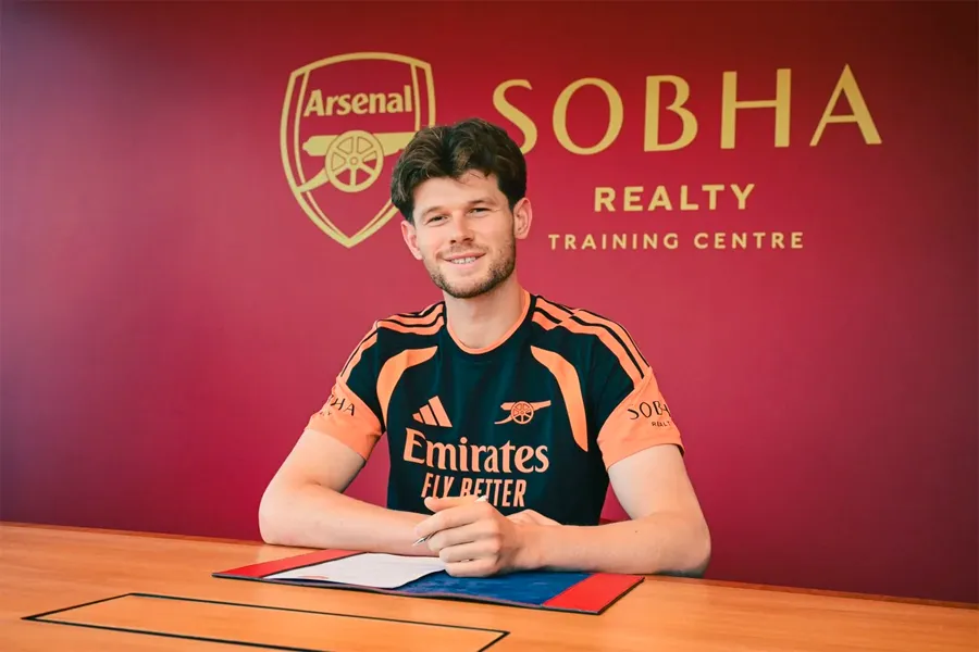 "Arsenal" qapıçı İllan Melyeni heyətinə qatıb