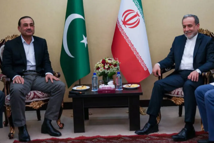 ABŞ-nin hücumlarından sonra İran Pakistanla TƏCİLİ əlaqəyə keçdi