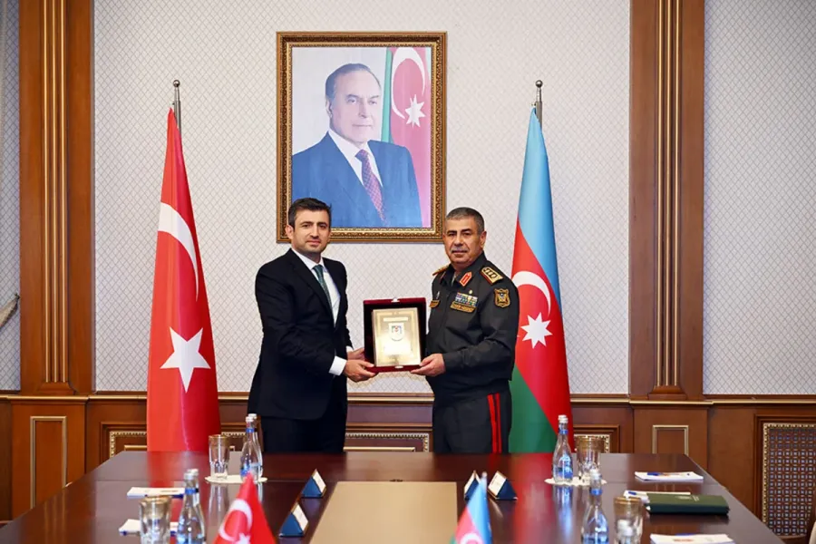 Zakir Həsənov Selçuk Bayraktarı qəbul etdi — 1