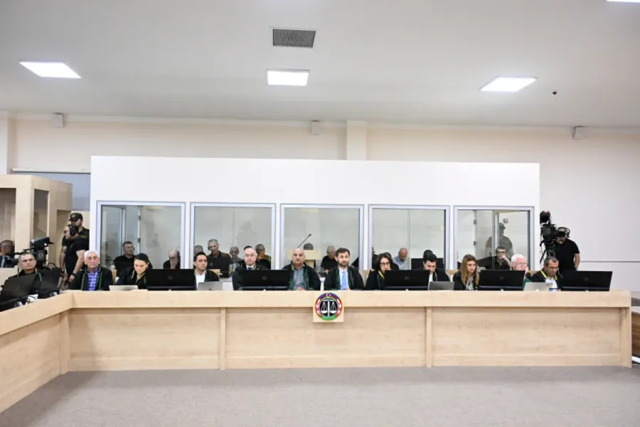Qarabağın keçmiş rəhbərləri özlərini təqsirli bilmədi - Məhkəmədə nə baş verdi? — 12