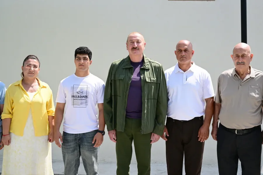 İlham Əliyev Xocavəndin Quzeyxırman kəndində oldu - YENİLƏNDİ — 14