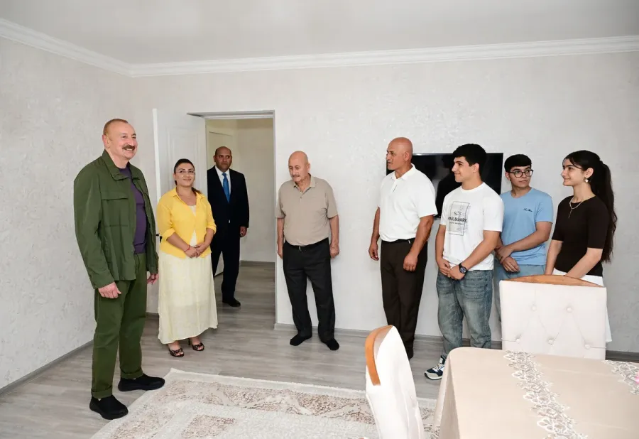 İlham Əliyev Xocavəndin Quzeyxırman kəndində oldu - YENİLƏNDİ — 15
