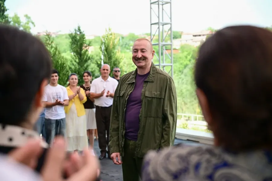 İlham Əliyev Xocavəndin Quzeyxırman kəndində oldu - YENİLƏNDİ — 18