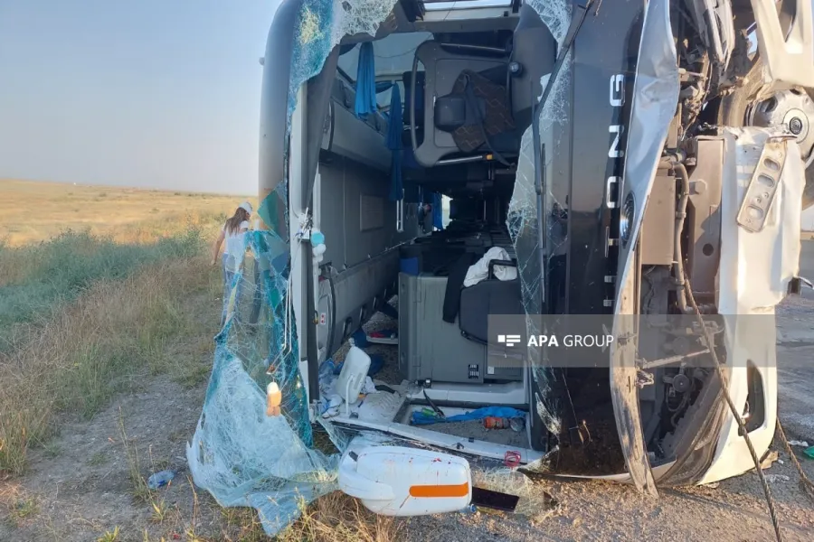 Bakıya gedən sərnişin avtobusu aşdı: Onlarla yaralı, uşaqlar da var — 6