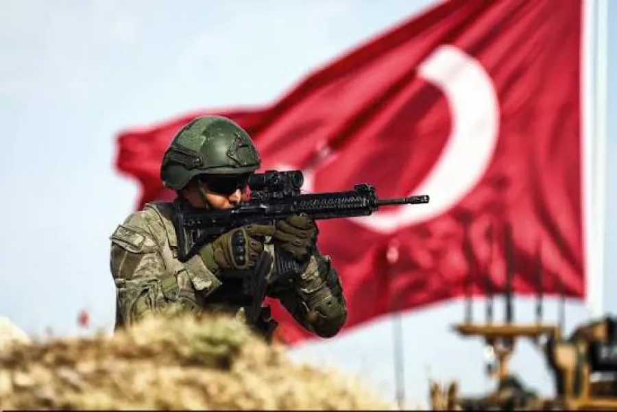 ABŞ-nin silahlandırdığı 15 min terrorçuya qarşı Türkiyə ilə vuruşduq - Müctəbanın sağ əli danışdı