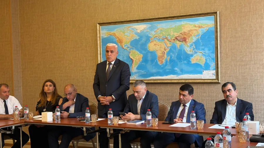 "Milli mətbuatın missiyası və müasir dövrün çağırışları" mövzusunda tədbir keçirildi — 8