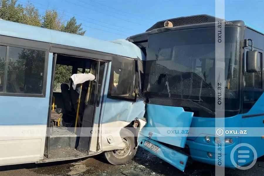 TƏCİLİ: Bakıda iki sərnişin avtobusu toqquşdu, 22 nəfər xəsarət aldı  - VİDEO 