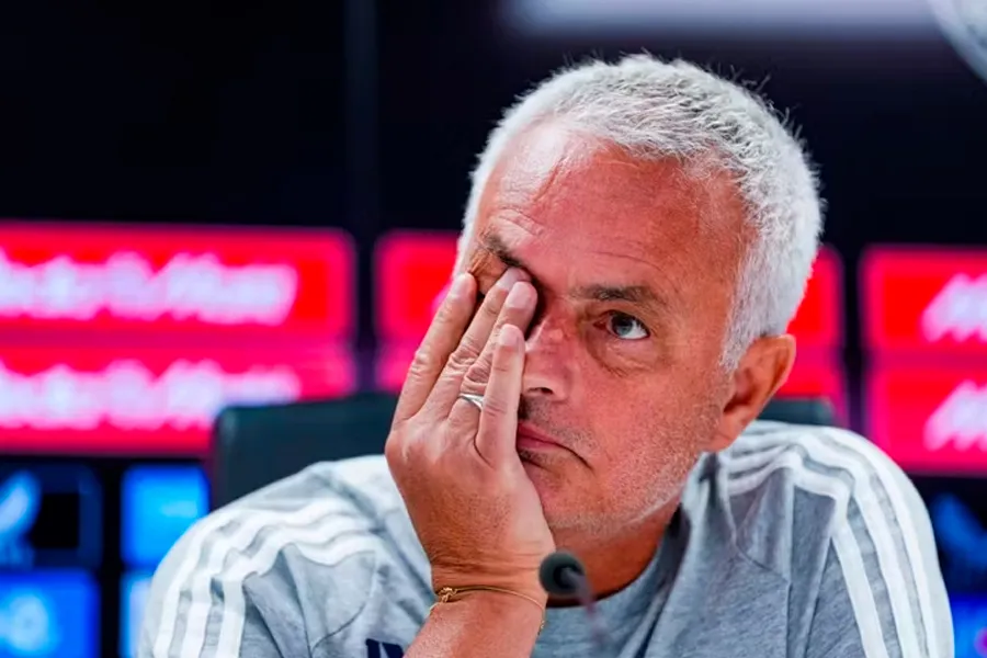 Mourinyodan sərt qərar: Bu futbolçular gedəcək