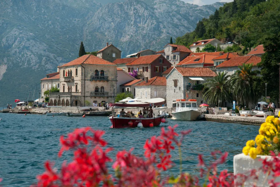 Monteneqrodan YENİ QƏRAR: 5 ölkənin vətəndaşlarına viza tətbiq edir