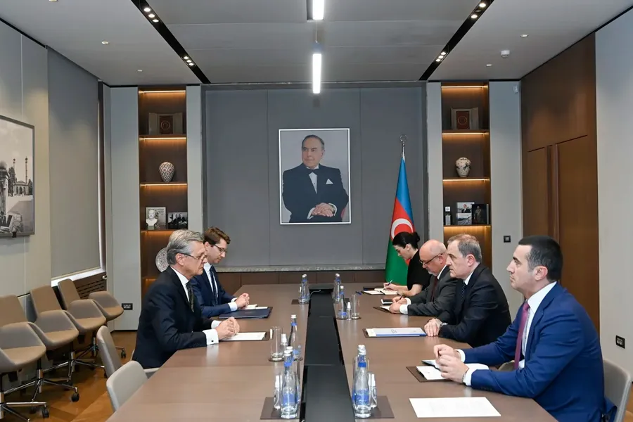 Ceyhun Bayramov Almaniyanın Azərbaycandakı yeni səfirini qəbul etdi