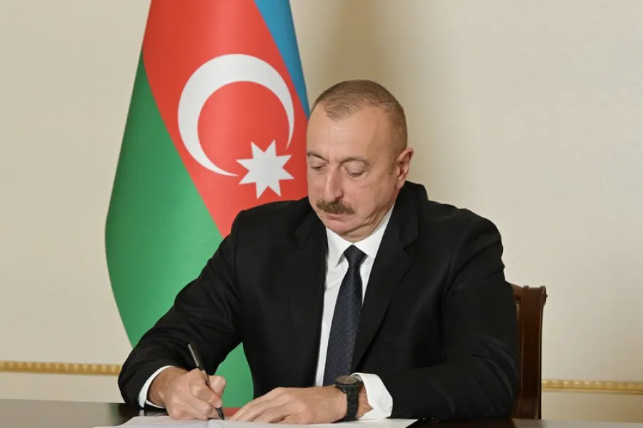 İlham Əliyev Serbiya və Macarıstana yeni səfirlər təyin etdi
