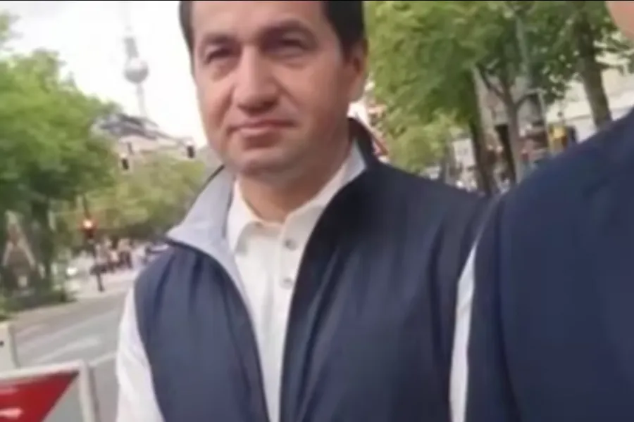 Bloger ittiham səsləndirdi, Hikmət Hacıyev dərhal cavab verdi - VİDEO