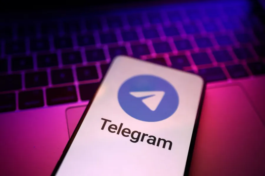 “Böyük endirim” tələsi belə qurulubmuş - Yüzlərlə azərbaycanlı “Telegram”da aldadıldı