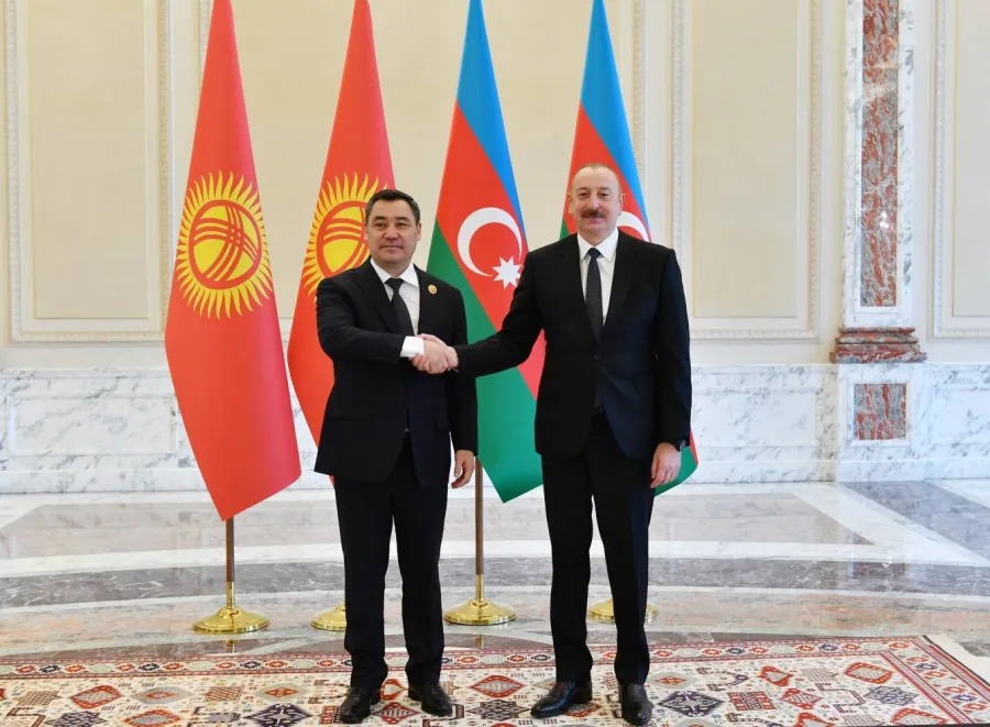 Prezident Sadır Japarovu Azərbaycana dövlət səfərinə dəvət etdi