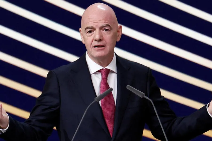 FIFA prezidentinin yerinə kim gələcək? - UEFA-nın diqqətində iki namizəd var