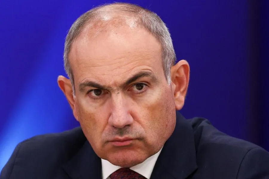 Hakim partiya Paşinyanı yenidən baş nazir postuna irəli sürdü