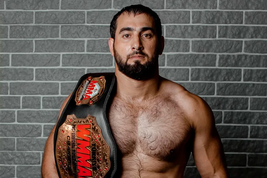 Milyonluq torpaq qalmaqalı: MMA döyüşçüsü hakim önündə!