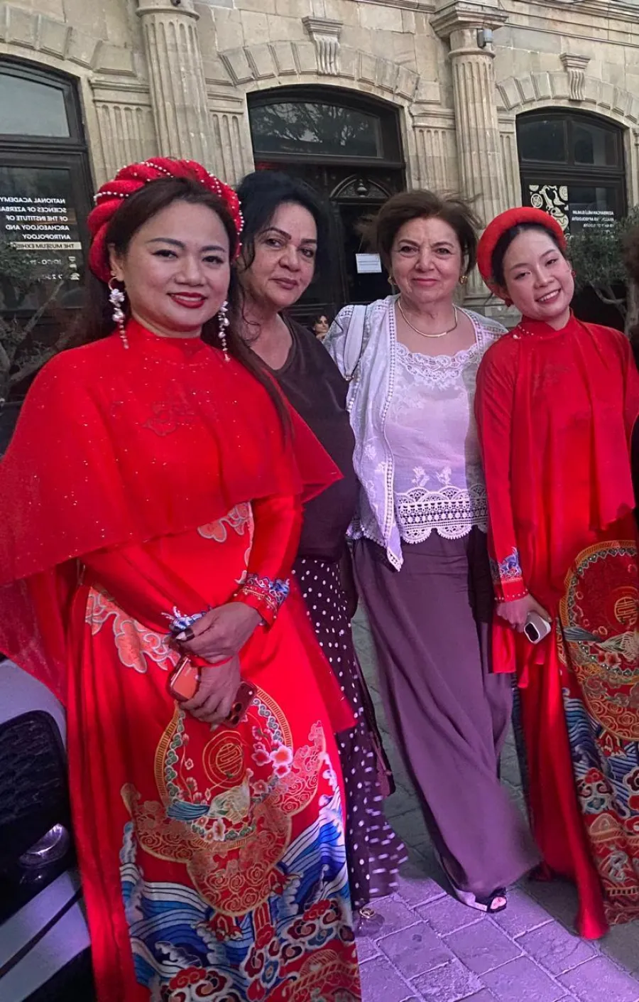 İçərişəhərdən Hanoya uzanan dostluq: Elmira Məhəddinlinin rəhbərlik etdiyi heyət Vyetnam səfiri ilə görüşdü — 2