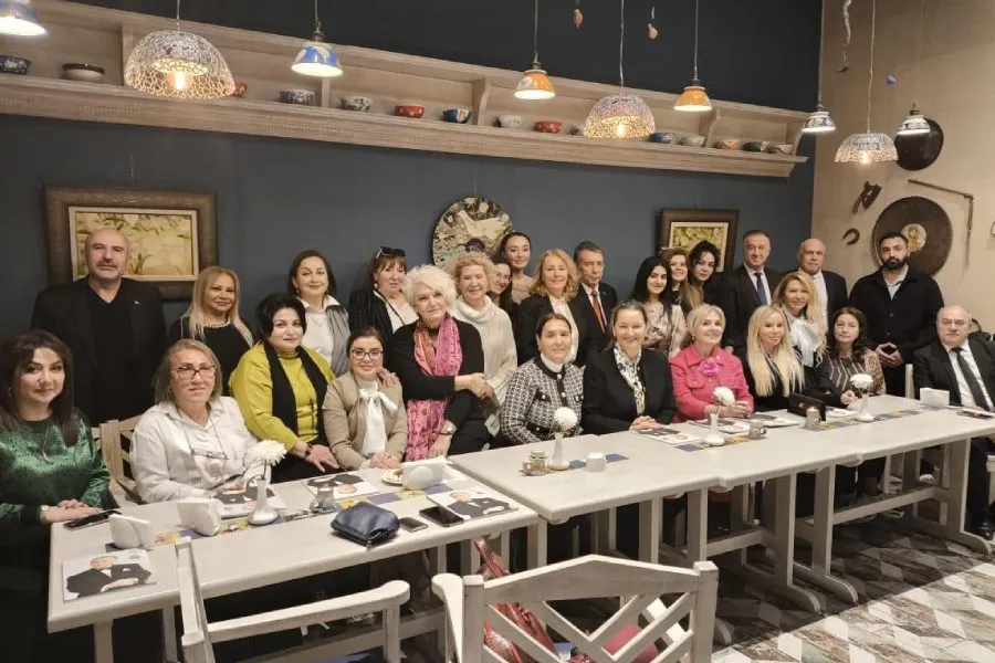 Bakıda Türk dünyasının qadın təşkilatları arasında görüş keçirildi - FOTOLAR