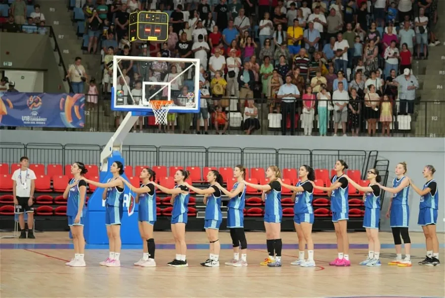 Azərbaycanın gənc basketbolçularından xarakter nümayişi!