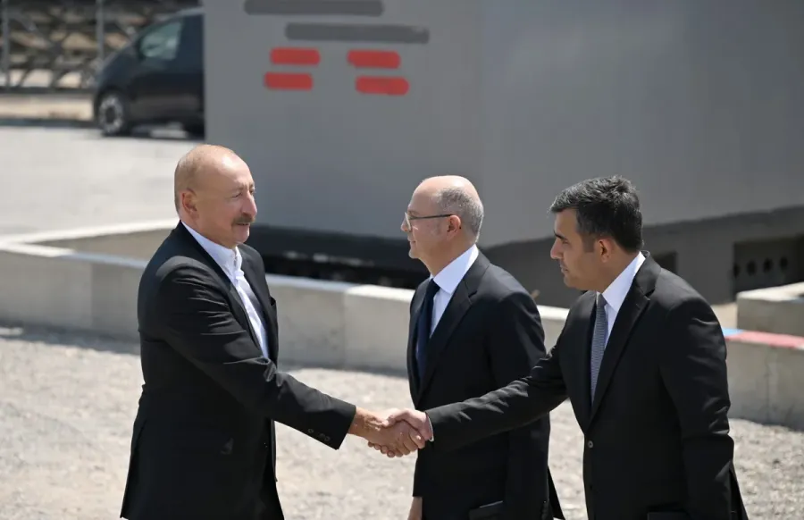 Prezident Günəş Elektrik stansiyalarında görülən işlərlə tanış oldu — 1
