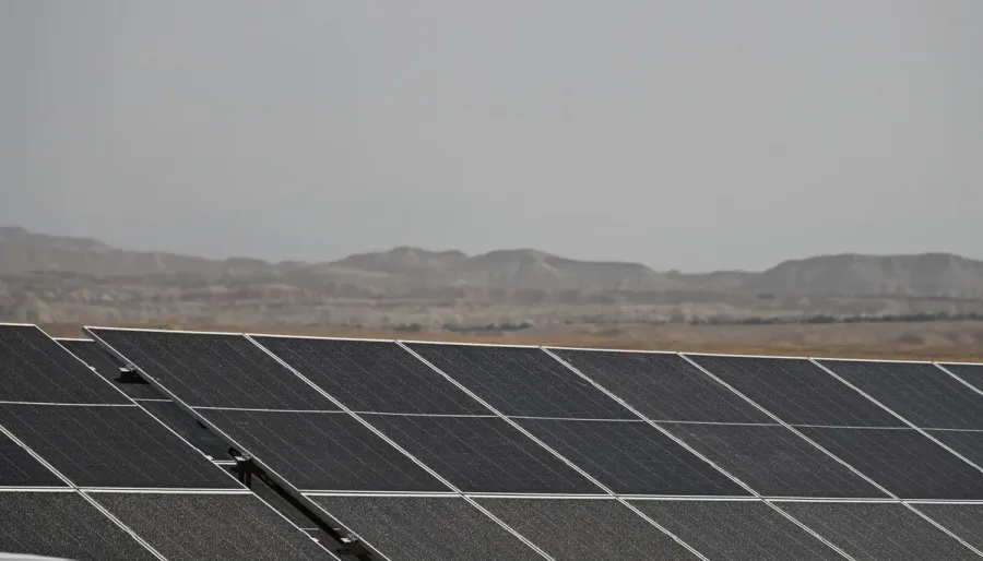 Prezident Günəş Elektrik stansiyalarında görülən işlərlə tanış oldu — 6