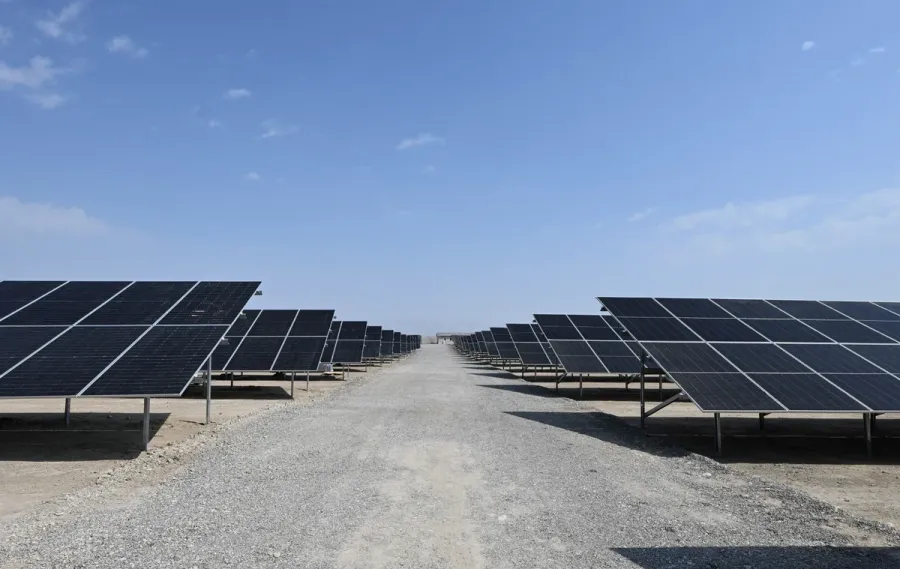 Prezident Günəş Elektrik stansiyalarında görülən işlərlə tanış oldu — 8