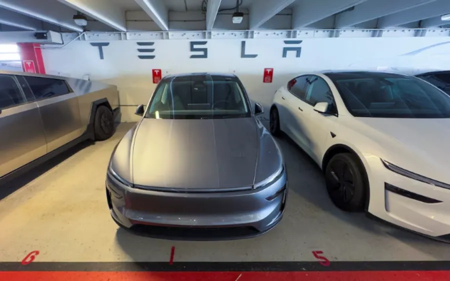 “Tesla” 20 mindən çox avtomobilini geri çağırdı