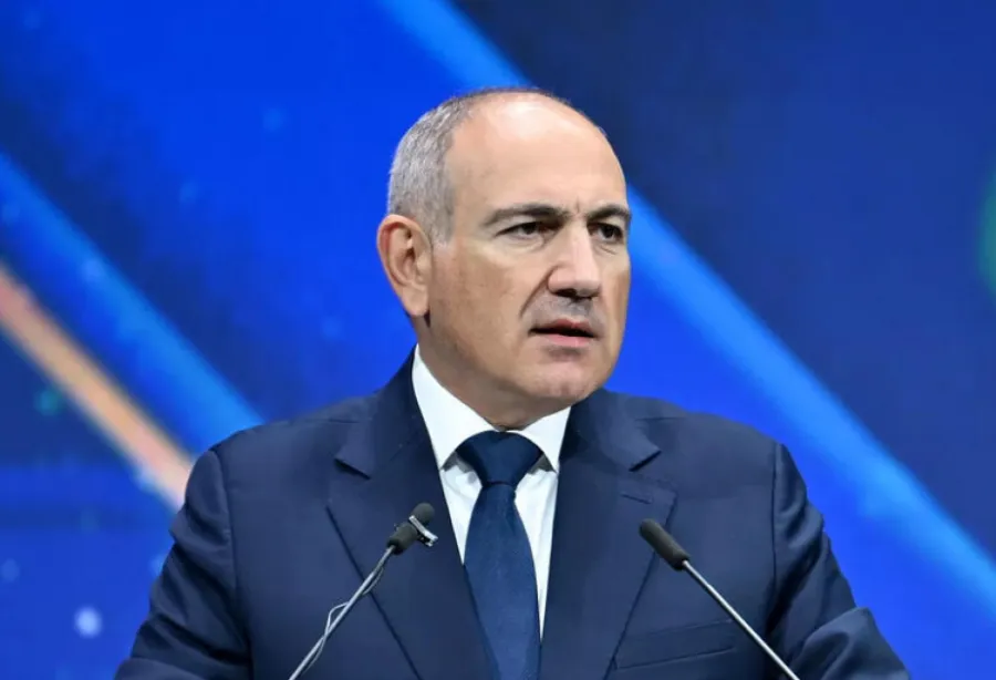Paşinyan: “Dostluq şəraitində həll istəyirik”
