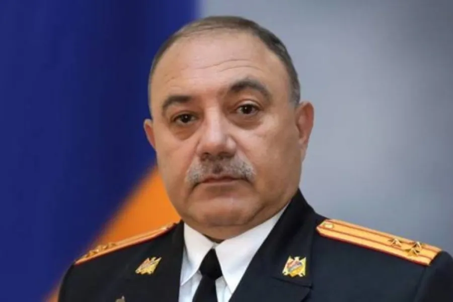 Ermənistanda hərbçinin müəmmalı ölümündən sonra vəzifəli şəxs  istefa verdi