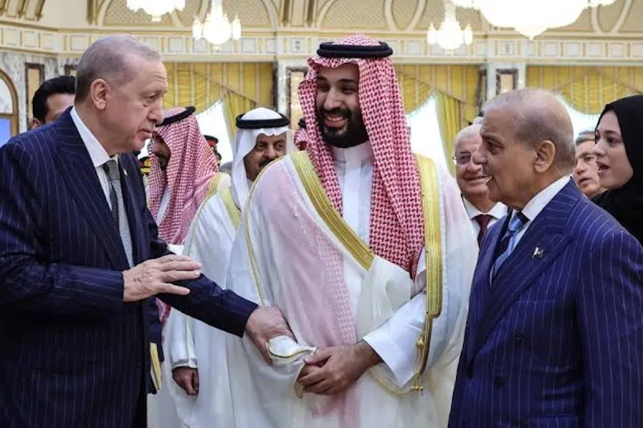 Üç ölkənin hərbi ittifaqı kimə qarşıdır? – Pakistan səfirindən bəyanat