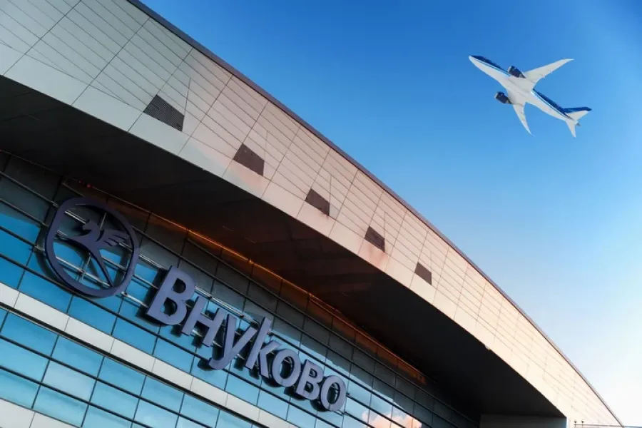 Moskvanın bütün hava limanları bağlandı