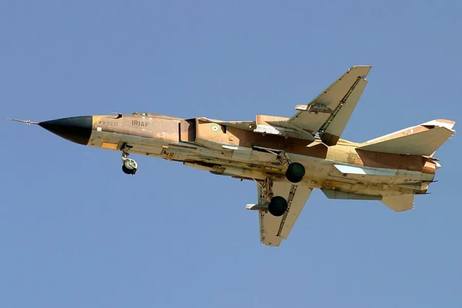 Qətər 3 iranlı pilotu əsir götürüb