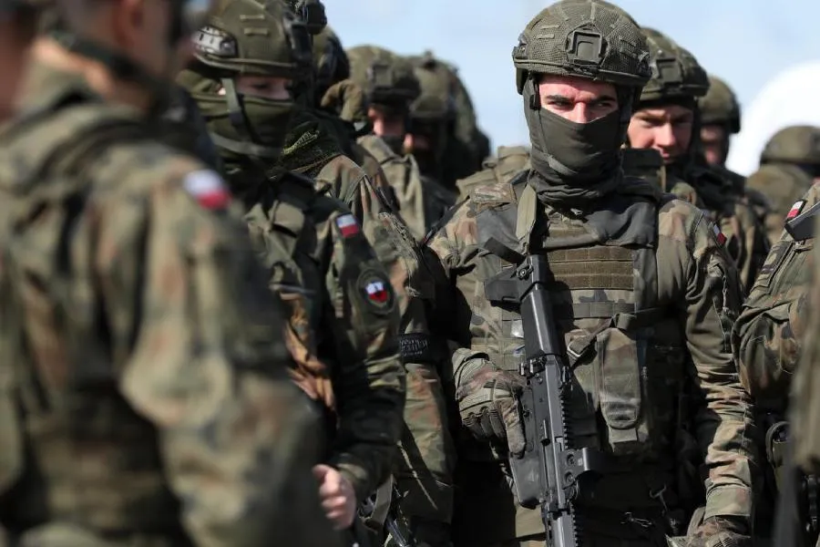 Polşa ordusu müharibəyə hazırlaşır  