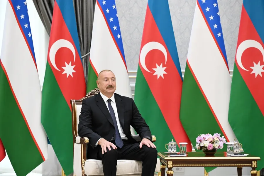 Azərbaycan və Özbəkistan Prezidentləri təkbətək görüşdü — 1