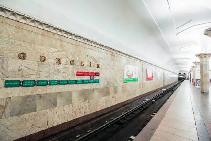 Метро будет работать на 1 час дольше