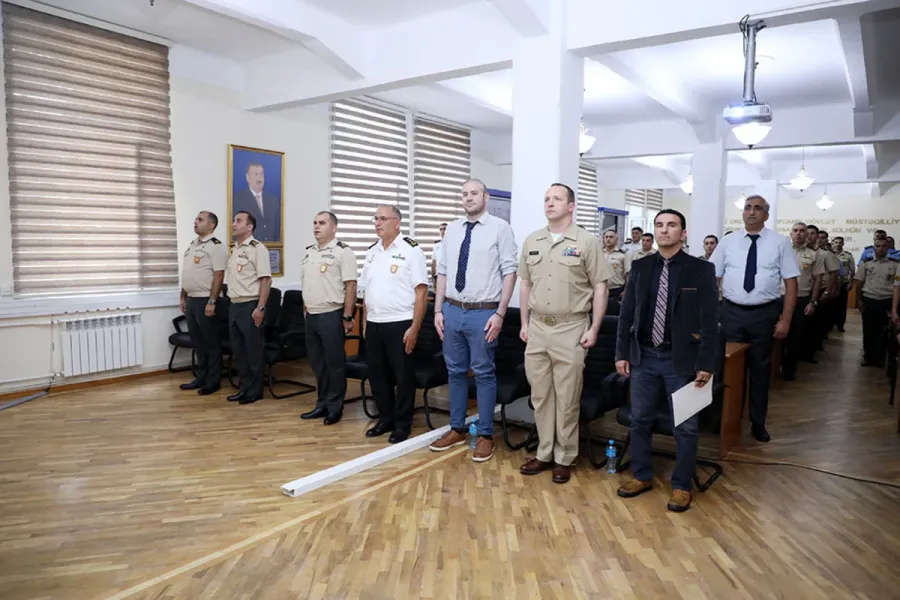 ABŞ-dən Azərbaycana xüsusi təlimçilər gəldi - Hərbçilərə dərs keçəcəklər — 3
