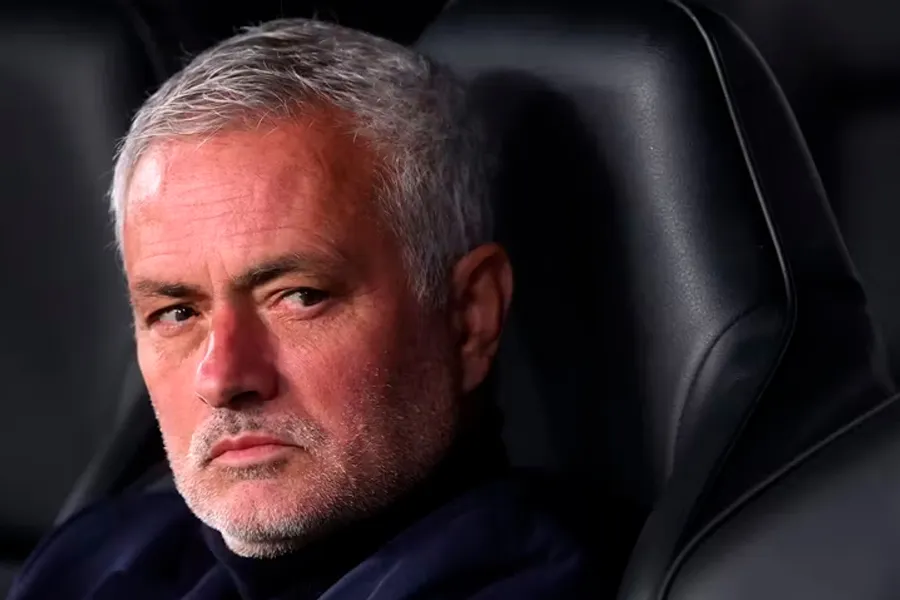 Mourinyo etiraf etdi: “Onlar məni özüm-özümdən qoruyur”