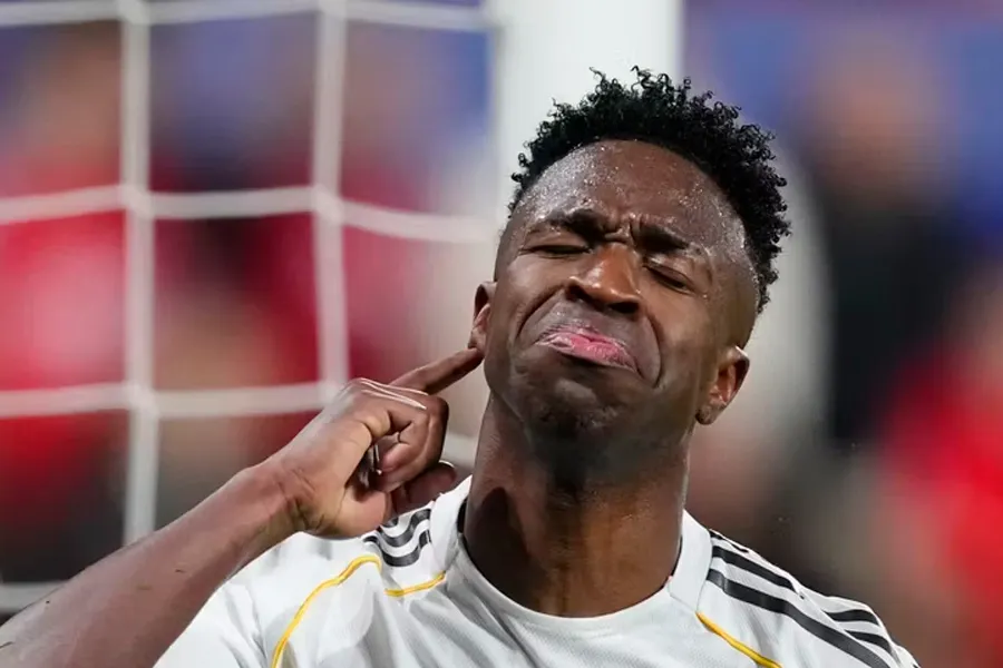 Mourinyo hakimlərə səsləndi: Vinisiusu təxribatlardan qoruyun!